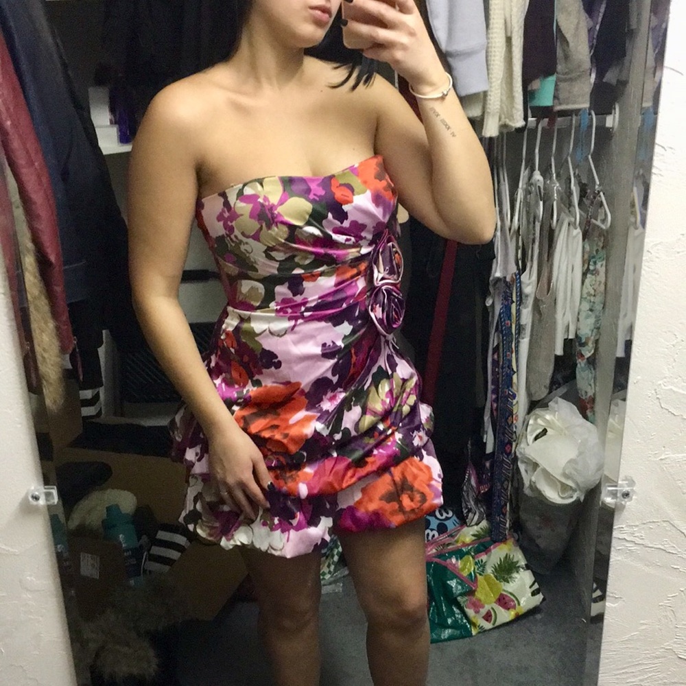 Strapless floral dress🌺🌸 - Picture 3 of 5